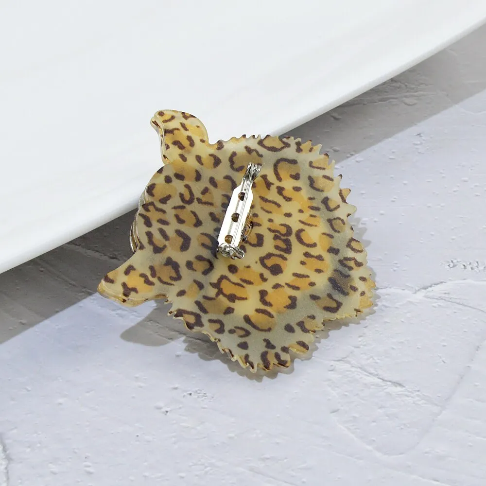 Acrylic Tiger Brooch Pin Fashion Acetate Fiber Jewelry Animal Design Coat Accessories