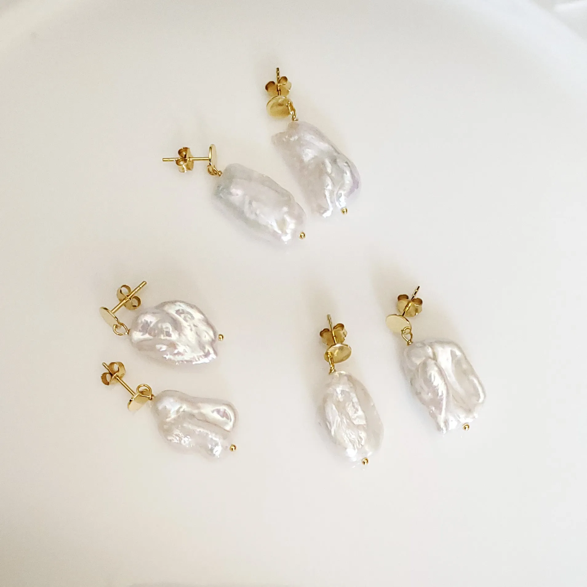 Natural Baroque Pearl Drop Earrings 14 x 20 mm