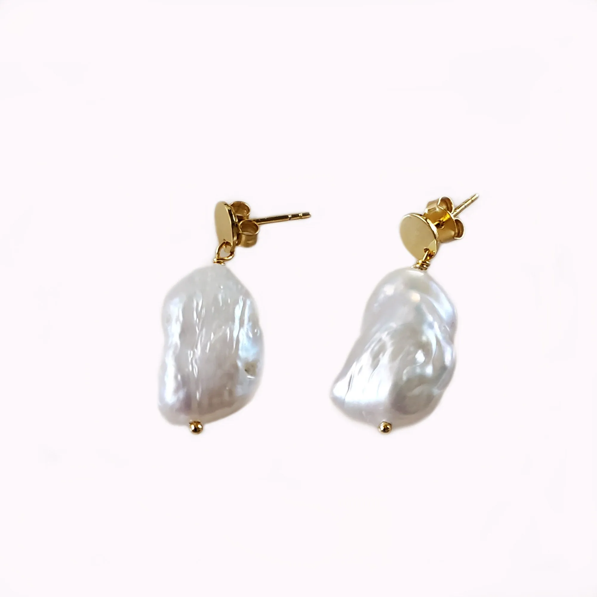 Natural Baroque Pearl Drop Earrings 14 x 20 mm